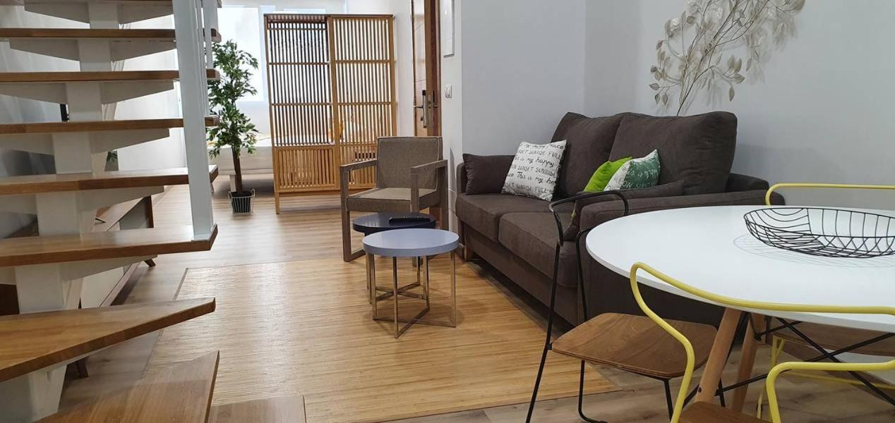 Apartamentos Antares 3 Milladoiro Buitenkant foto