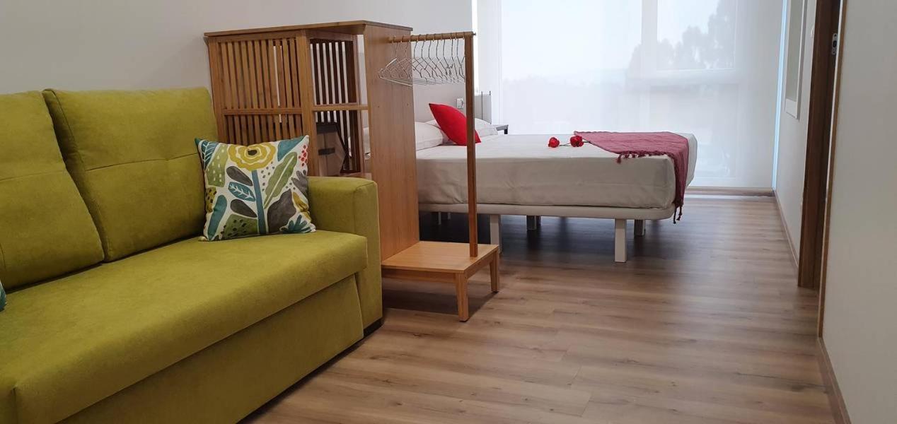 Apartamentos Antares 3 Milladoiro Buitenkant foto