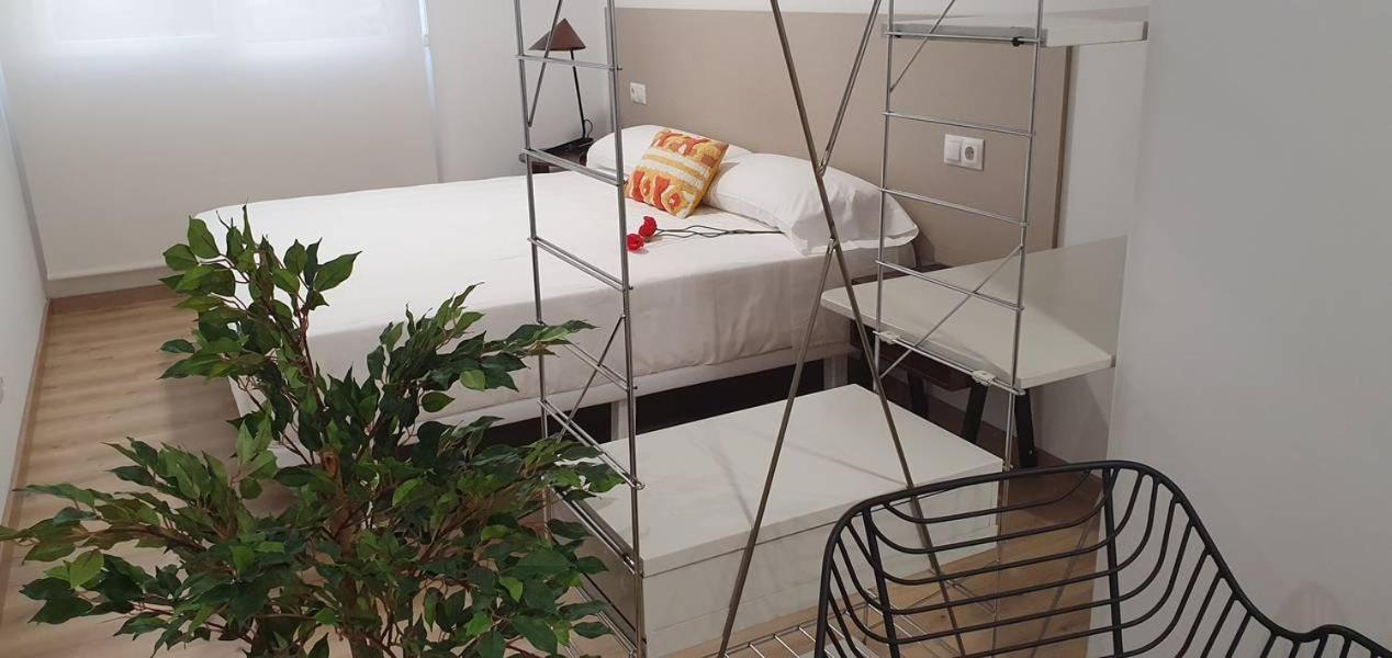 Apartamentos Antares 3 Milladoiro Buitenkant foto