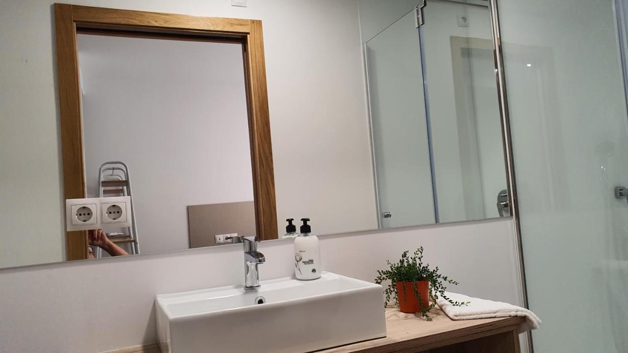 Apartamentos Antares 3 Milladoiro Buitenkant foto
